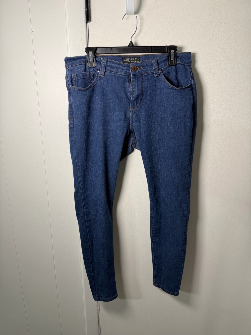 Forever 21+ Women’s Jeans | Size 12 Short